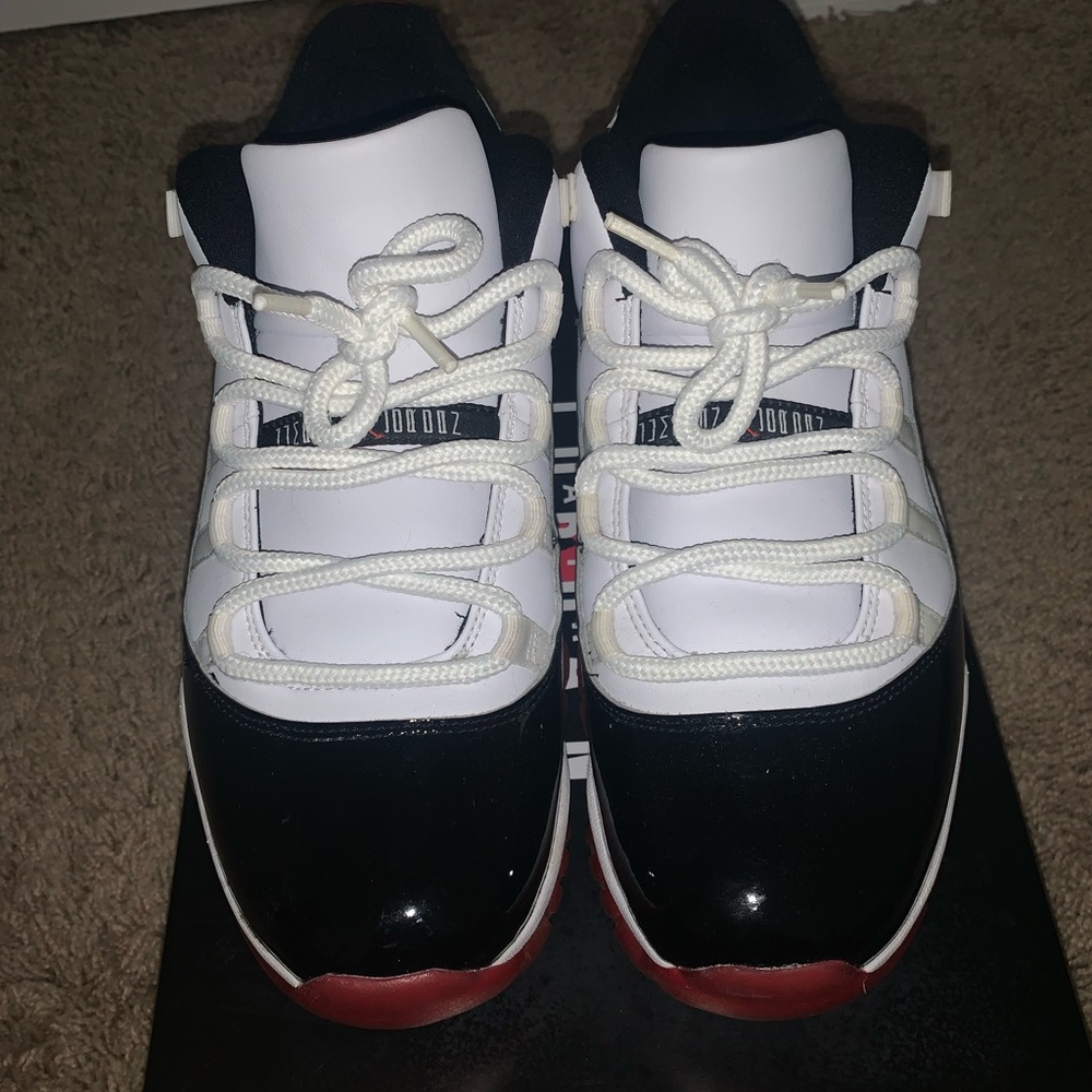 Jordan 11 Retro “Low Concord Bred”